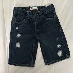 Brand new without Tags Levi’s kid shorts.